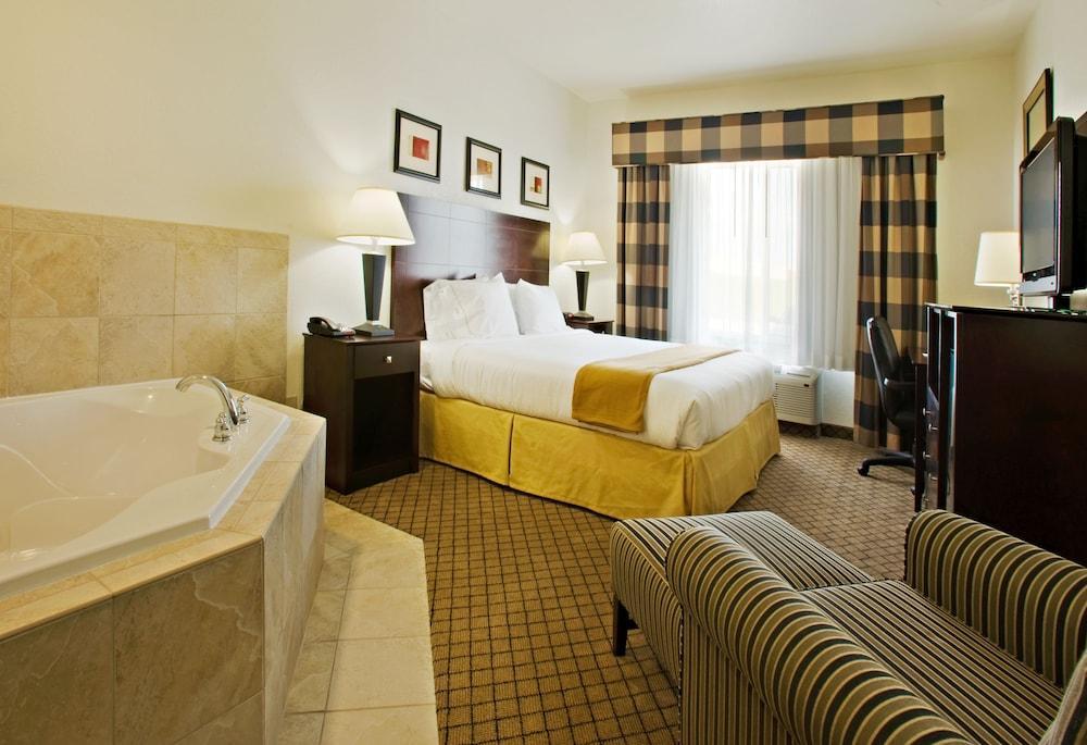 Holiday Inn Express Childress By Ihg Exterior foto